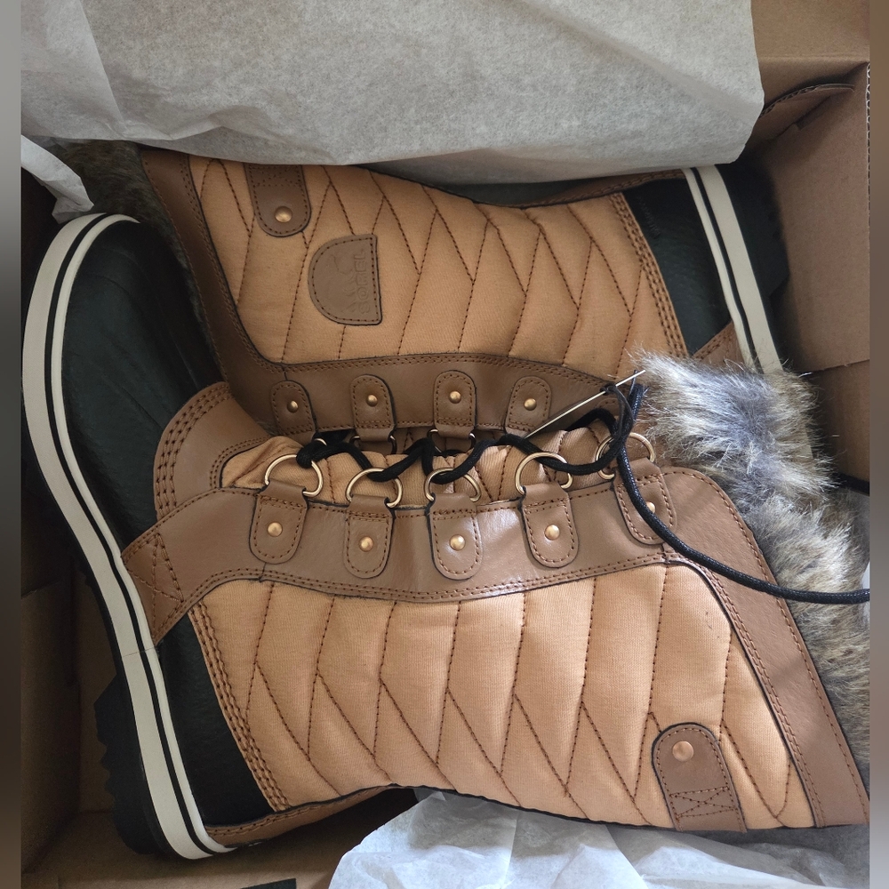Ladies Sorel Boots Size 10